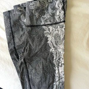 Lululemon Fish Net Design Leggings